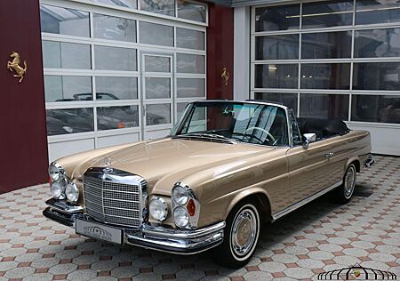 Mercedes-Benz 280 SE 3.5 Cabrio