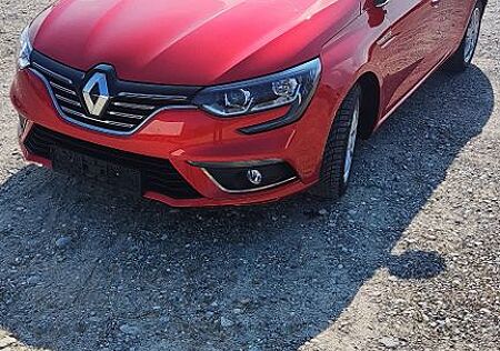 Renault Megane TCe 140 GPF Bose Edition