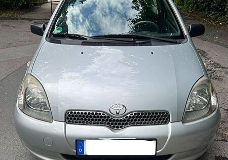Toyota Yaris 1.0 linea luna linea luna