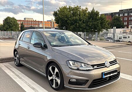 VW Golf Volkswagen 1.4 TSI 92kW DSG BMT Edition R-Line
