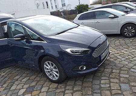 Ford S-Max 2,0 EcoBlue 140kW 4x4 Titanium Auto Ti...