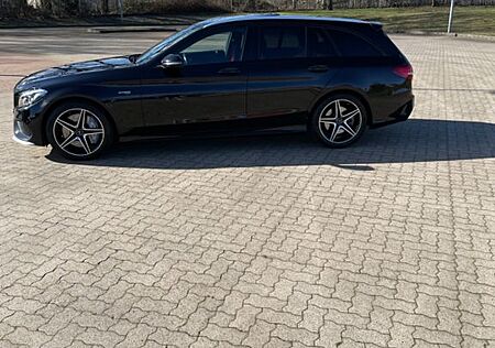 Mercedes-Benz C 43 AMG Mercedes-AMG C 43 4MATIC T Autom. M...