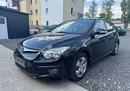 Hyundai i30 Classic*Euro5*S+W*TÜV 04/25*