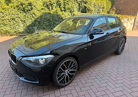 BMW 114i Sport Line