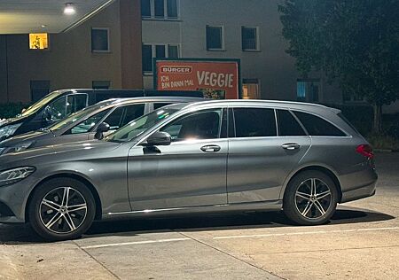 Mercedes-Benz C 200 d T Autom. -