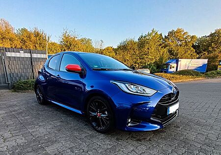 Toyota Yaris 1,5-l-VVT-i Hybrid CVT Style Selection...