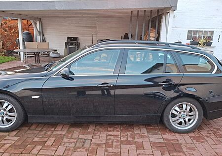 BMW 325i touring -