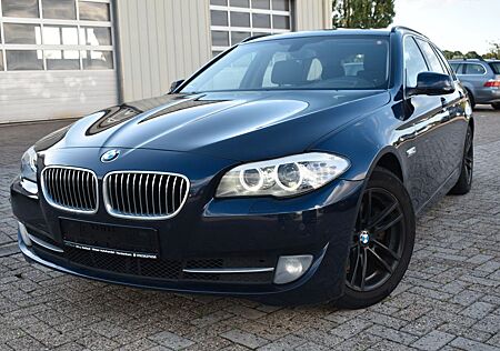 BMW 520D TOURING*BI-XENON*AHK*PANORAMA*SHZ*NAVI*