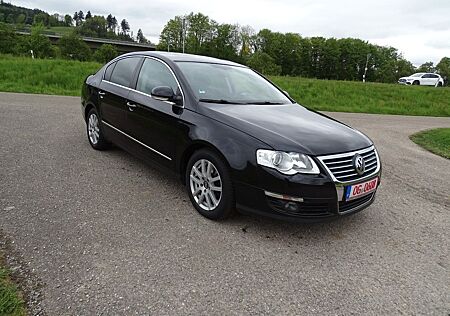 VW Passat Volkswagen Lim 2.0 Highline Klima Tempo Sitzhz Navi