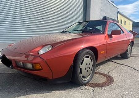 Porsche 928 , TOP, wenig KM, H-Kennzeichen, Sammler!