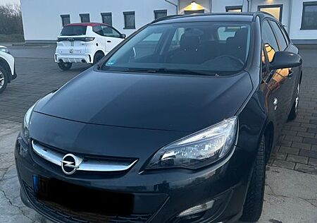 Opel Astra Sports Tourer 1.4 Turbo Active 103kW A...