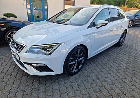 Seat Leon ST FR ACC 18er Pano LED DSG Full-Link WR