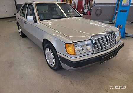 Mercedes-Benz E 400 W124 E400, E 420 mit H-Zulassung