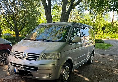 VW T5 California Volkswagen 2.5 TDI Scheckheft nur bei !