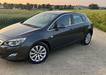 Opel Astra 1.7 CDTI ,Xenon, Sitzheizung, Isofix