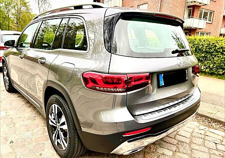 Mercedes-Benz GLB 200 d DCT -
