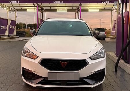 Cupra Leon 1.4 e-HYBRID 180kW VZ DSG Sportstourer VZ