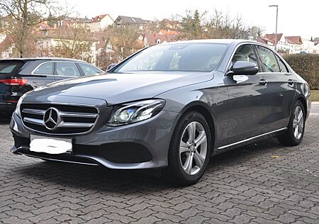 Mercedes-Benz E 200 Avantgarde Multibeam/Widescreen Ambiente