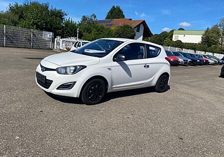 Hyundai i20 FIFA World Cup Edition/Tüv Neu/ZV/AUX