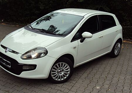 Fiat Punto POP, 5-Türen , AHK , Scheckheft , Tüv Neu