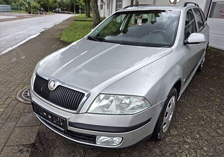Skoda Octavia Combi Elegance NEUE TÜV