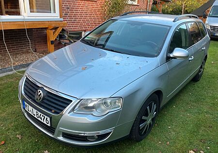 VW Passat Variant Volkswagen 2.0 TDI DPF DSG Highline Vari...