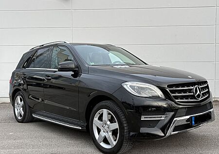 Mercedes-Benz ML 350 BlueTEC 4MATIC - NTG5 Motor NEU AMG Style
