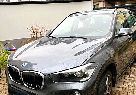 BMW X1 xDrive18d A Advantage Advantage
