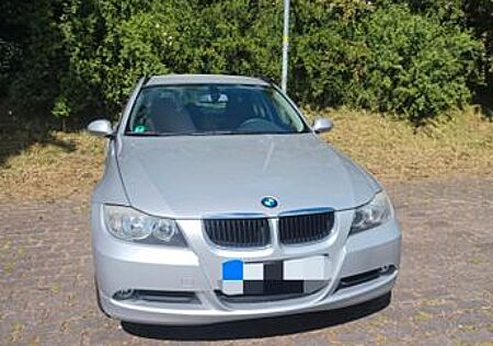 BMW 318i touring -