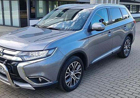 Mitsubishi Outlander 2.2 DI-D Plus ClearTec 2WD Plus