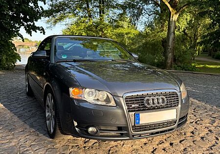 Audi A4 3.0 TDI Cabriolet tiptr. quattro