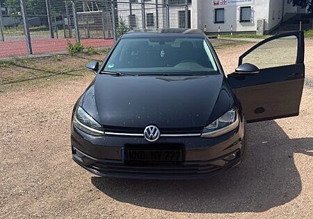 VW Golf Volkswagen VII 1.6TDI SCR Trendline mit einigen Extras