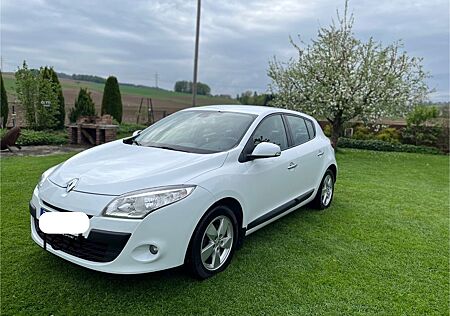 Renault Megane Dynamique 1.6 16V 110 Dynamique