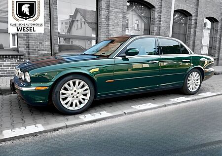 Jaguar XJ8 3.5 Liter im Bestzustand