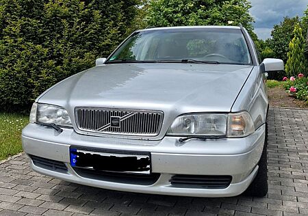 Volvo V70 2.5-10V -