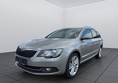 Skoda Superb /Keyless/Navi/Memory/ Leder