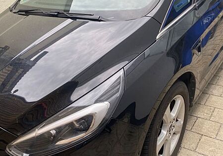 Ford S-Max 2,0 TDCi 132kW Titanium PowerShift Tit...