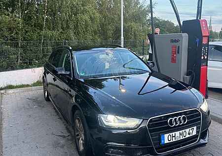 Audi A4 2.0 TDI 110kW clean d. mult. Attr. Avant ...