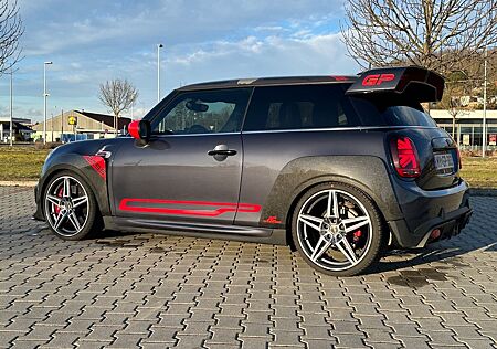 Mini John Cooper Works GP 2195/3000