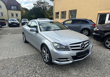 Mercedes-Benz C 220 C -Klasse Coupe CDI BlueEfficiency