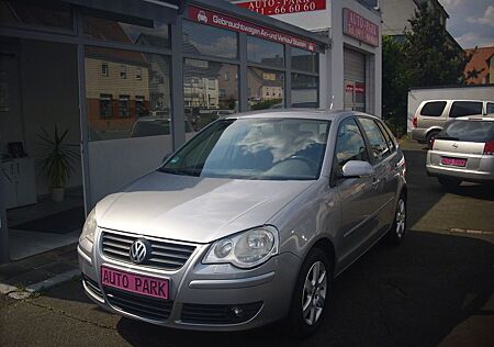 VW Polo Volkswagen IV Tour 4 türig Klima Tempomat Alu TÜV Neu