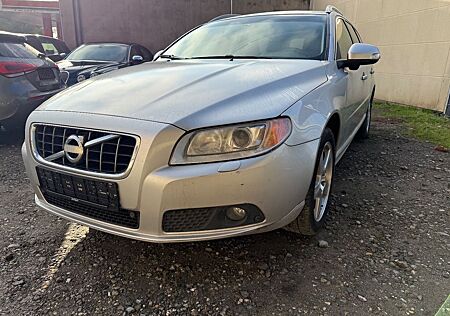 Volvo V70 D5 AWD Kinetic Geartronic Kinetic