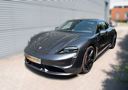 Porsche Taycan Turbo