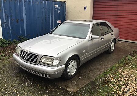 Mercedes-Benz S 320