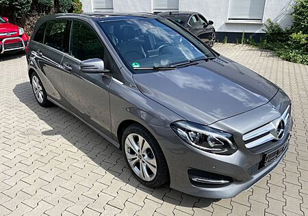 Mercedes-Benz B 200 1.6 turbo Automatik Pano 1.Hand TopZ