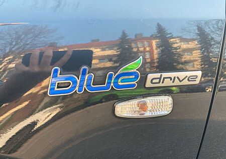 Hyundai i30 blue 1.6 CRDi 66 kW Classic Klima*Alu*Euro5*