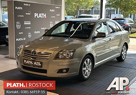 Toyota Avensis 1.8 Liftback