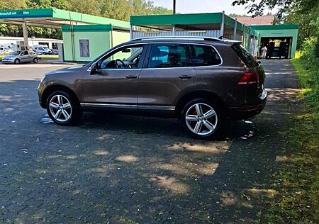 VW Touareg Volkswagen 4.2 V8 TDI Tiptronic -