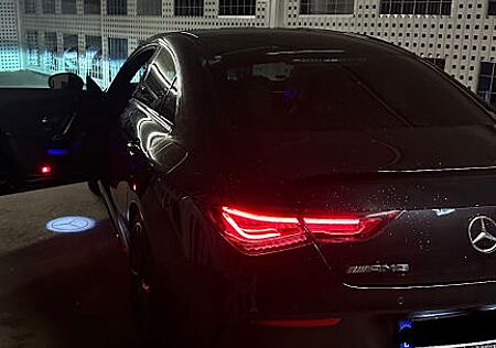 Mercedes-Benz CLA 35 AMG Mercedes-AMG CLA 35 4MATIC DCT Me...