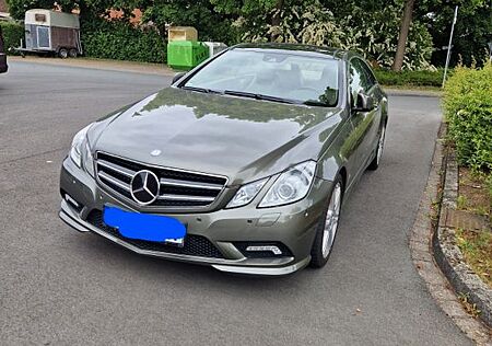 Mercedes-Benz E 500 Coupé AVANTGARDE AMG